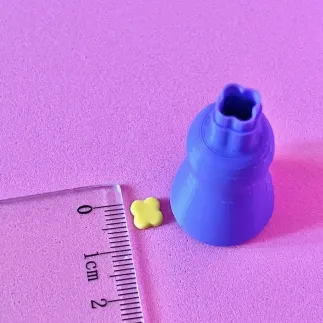 Mini cortador arcilla polimerica: forma de flor 4 pétalos - Lylo Tools