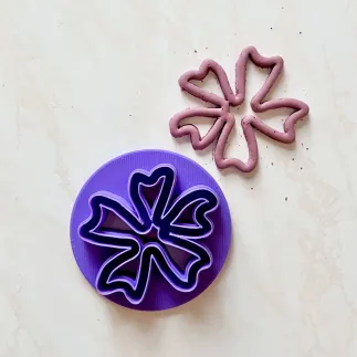 Polymer clay cutter - Organic flower silhouette
