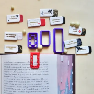 Polymer clay cutter: Tweezer bookmark - Lylo Tools