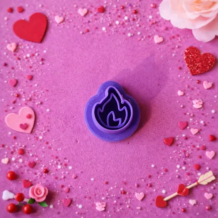 Polymer clay cutter: little fire - Lylo Tools