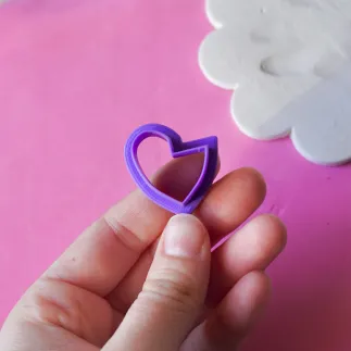 Polymer clay cutter: heart for hoops - Lylo Tools