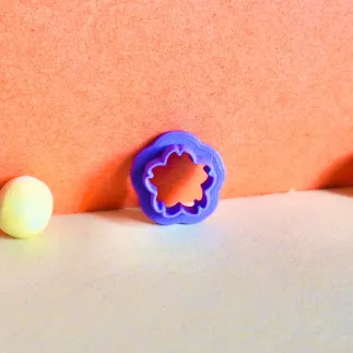 Polymer clay cutter: sakura cherry blossom - Lylo Tools