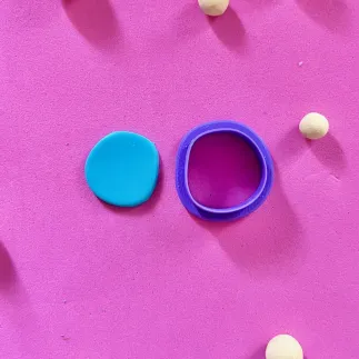 Polymer clay cutter: organic circular shape - Lylo Tools