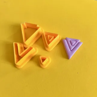 Polymer clay cutter: triangles - Lylo Tools