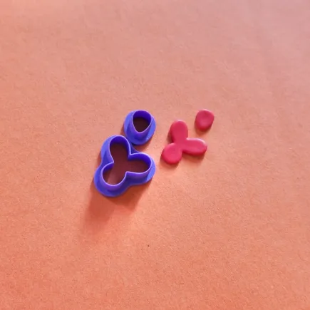 Polymer clay cutter: flower style 5 - Lylo Tools