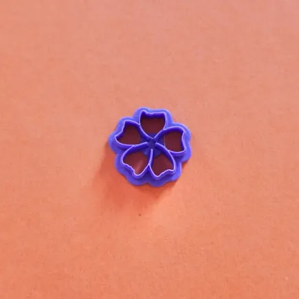 Polymer clay cutter: 5 petal flower - Lylo Tools