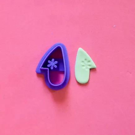 Polymer clay cutter: abstract shape with flower - Lylo Tools