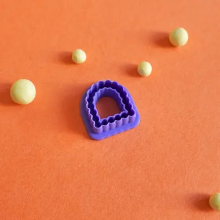 Polymer clay cutter: scalloped arch with inner marking - Lylo Tools
